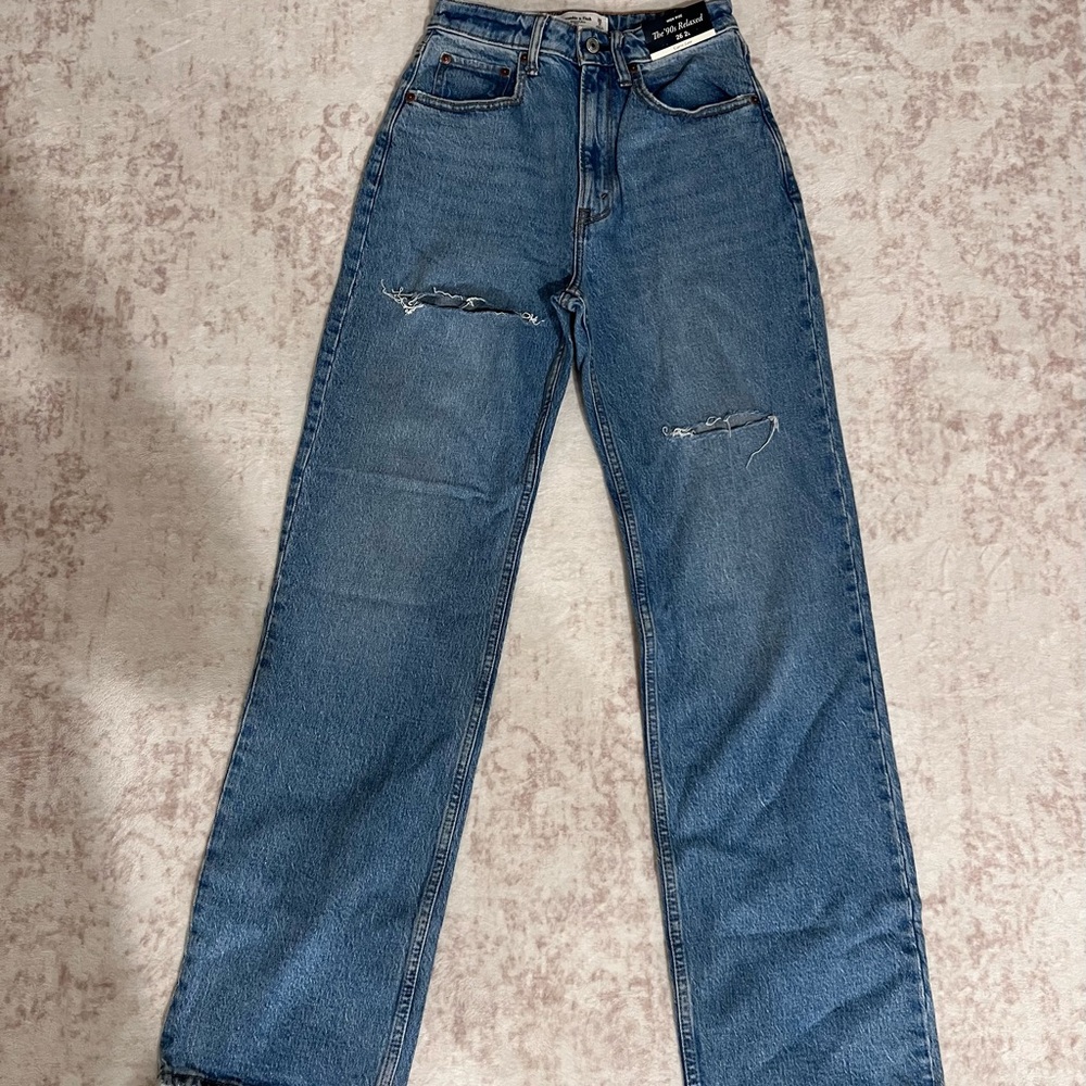 Abercrombie & Fitch High Rise The ‘90s Relaxed